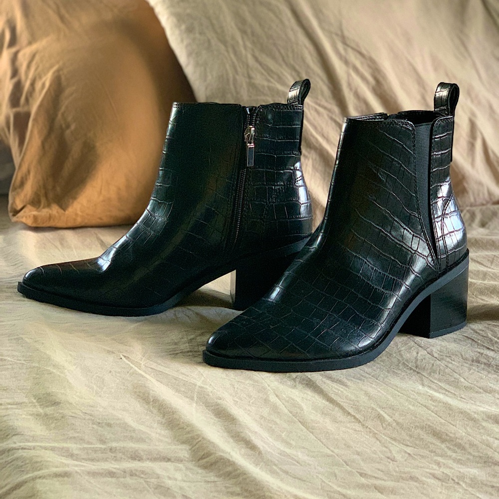 Ankle boots